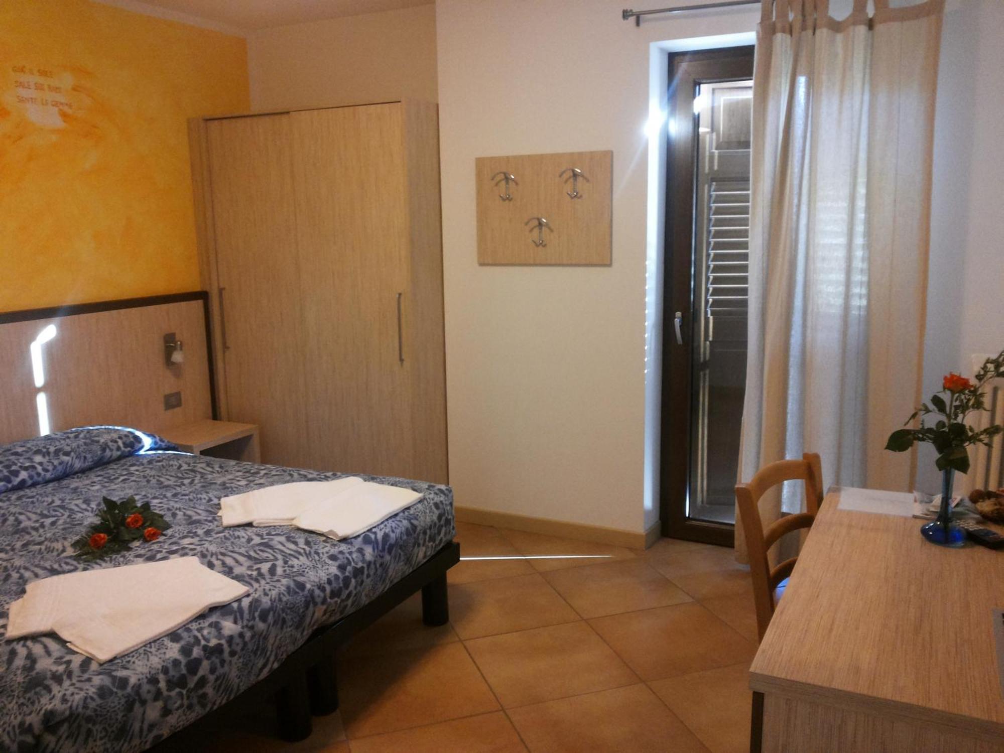 Agritur Arcosole B&B Camping الغرفة الصورة